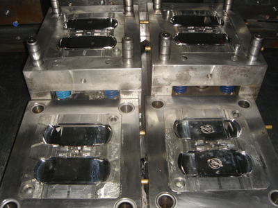 致胜模具_长沙汽车零部件注塑模具_长沙汽车零部件注塑模具加工